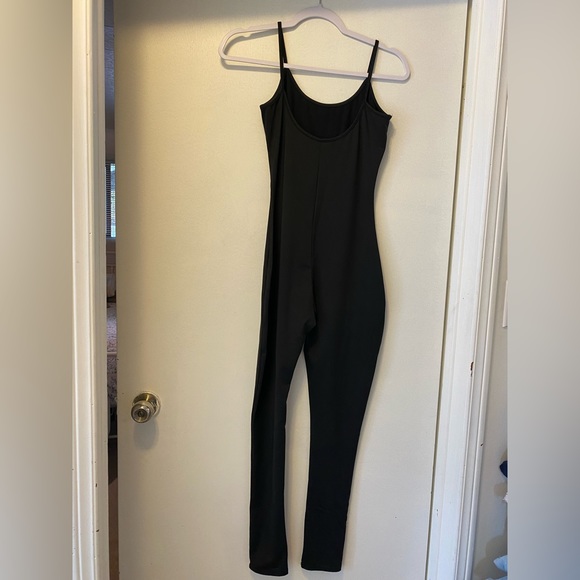 Active jumpsuit - Picture 2 of 2